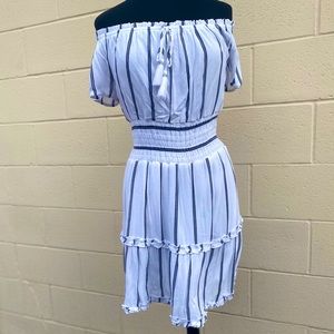 American eagle dress medium